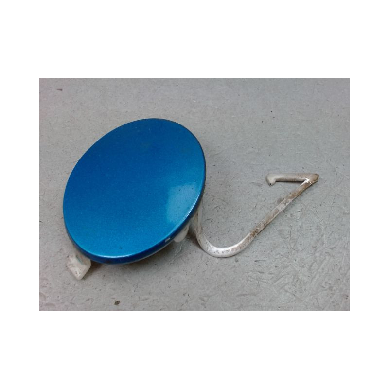 OBTURATEUR COUVRE CROCHET DE BOUCLIER AV FORD PUMA