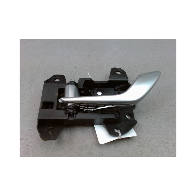 POIGNEE INTERIEURE PORTE AVANT GAUCHE HYUNDAI TUCSON -04