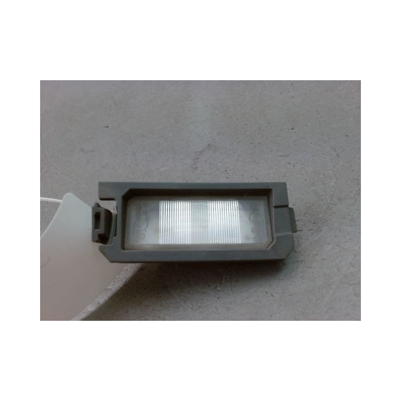 ECLAIREUR PLAQUE DE POLICE DROIT HYUNDAI TUCSON -04