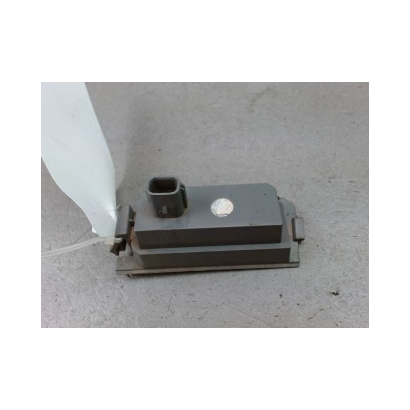 ECLAIREUR PLAQUE DE POLICE DROIT HYUNDAI TUCSON -04