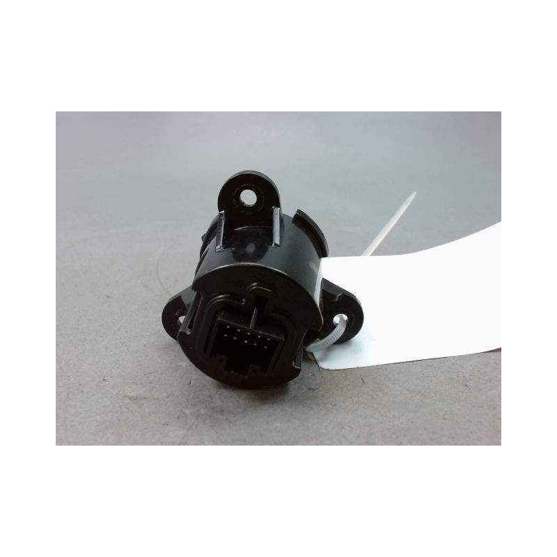 BOUTON DE DEMARRAGE HYUNDAI TUCSON -04