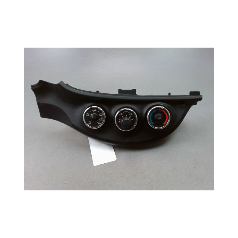 COMMANDE DE CHAUFFAGE TOYOTA YARIS 2005-