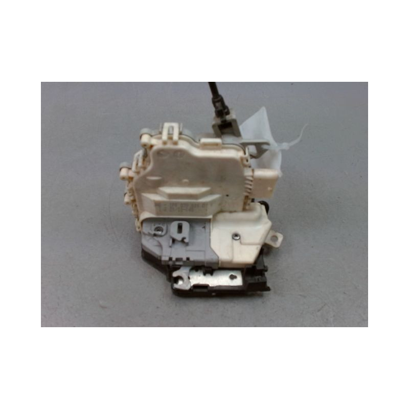 SYSTEME CONDAMNATION ARRIERE DROIT SEAT LEON II PHASE 2 2009-2012