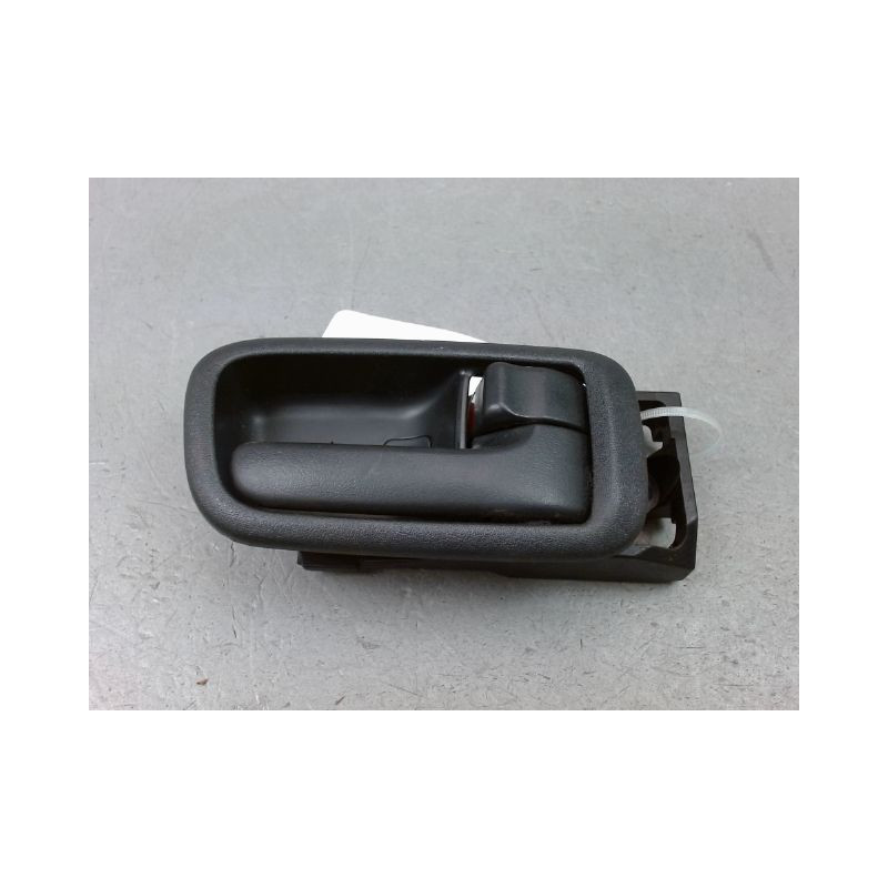 POIGNEE INTERIEURE PORTE AVANT DROIT TOYOTA RAV4 2003-