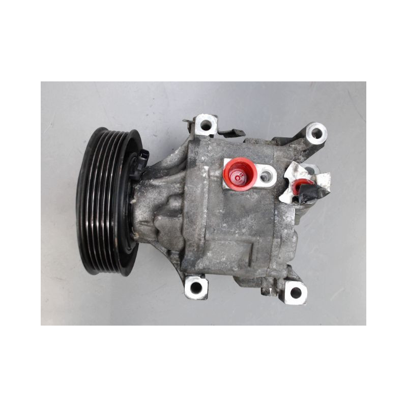 COMPRESSEUR AIR CONDITIONNE TOYOTA COROLLA