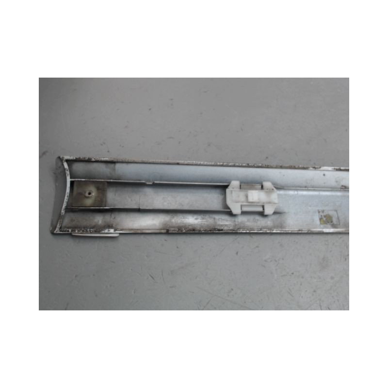 PROTECTION PORTE AVANT GAUCHE MERCEDES CLASSE B