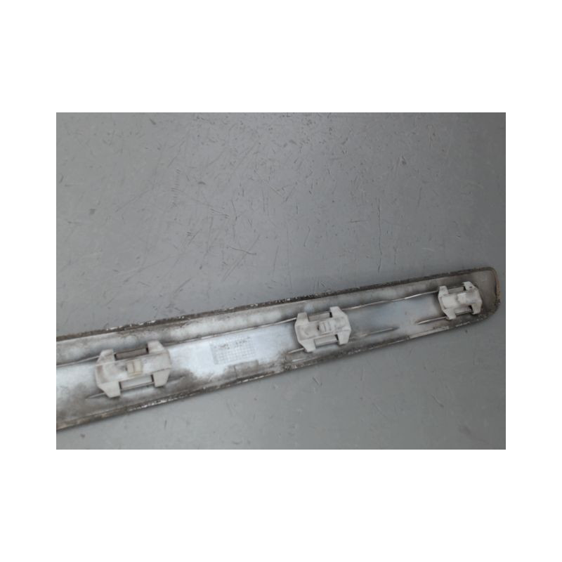 PROTECTION PORTE AVANT GAUCHE MERCEDES CLASSE B