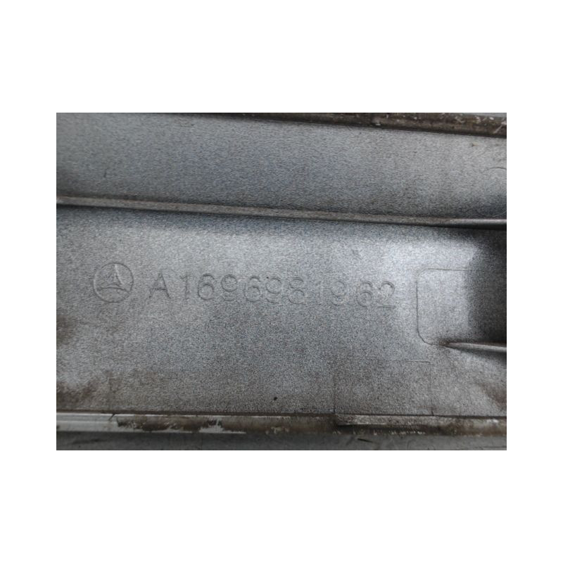 PROTECTION PORTE AVANT GAUCHE MERCEDES CLASSE B