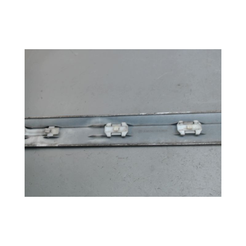 PROTECTION PORTE ARRIERE DROIT MERCEDES CLASSE B
