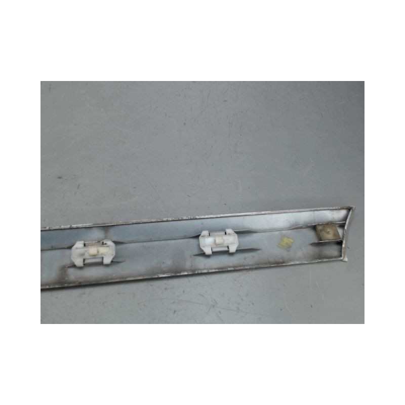 PROTECTION PORTE ARRIERE DROIT MERCEDES CLASSE B