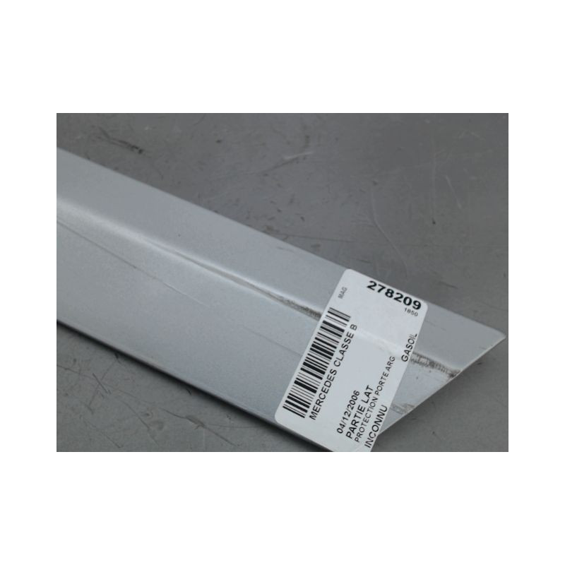 PROTECTION PORTE ARRIERE GAUCHE MERCEDES CLASSE B