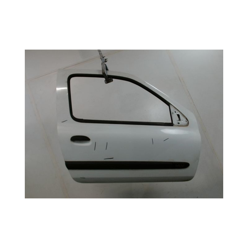 PORTE AVANT DROIT RENAULT CLIO