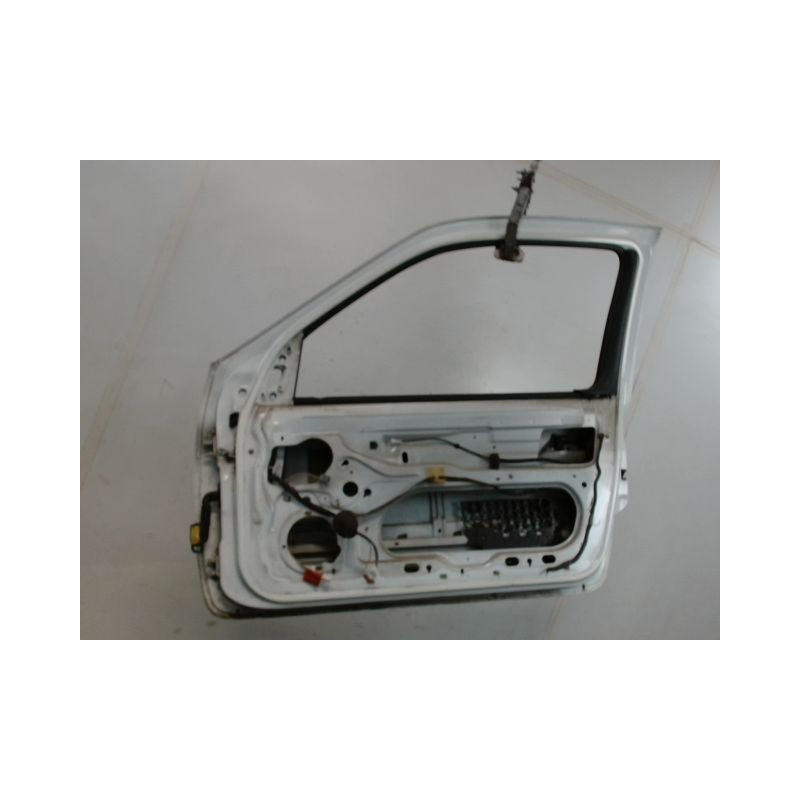 PORTE AVANT DROIT RENAULT CLIO