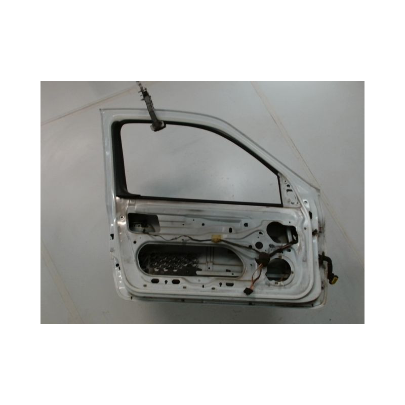 PORTE AVANT GAUCHE RENAULT CLIO