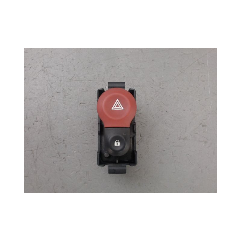 BOUTON DE WARNING RENAULT KANGOO