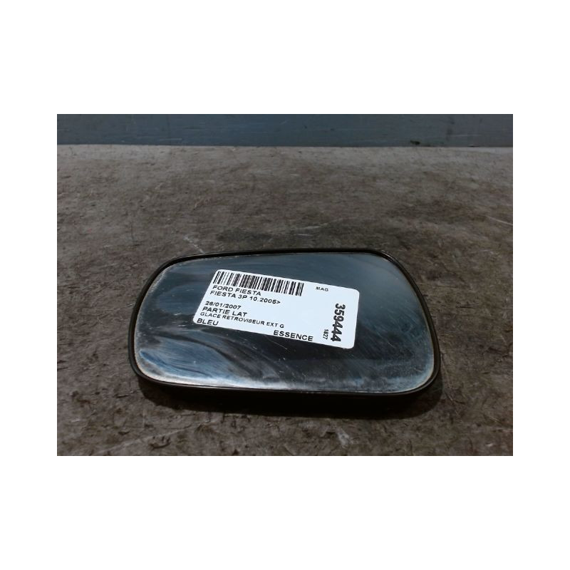 GLACE RETROVISEUR EXT G FORD FIESTA 2005-