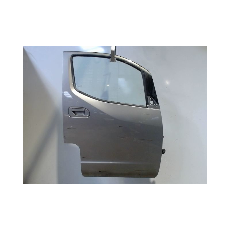 PORTE AVANT DROIT NISSAN NV200
