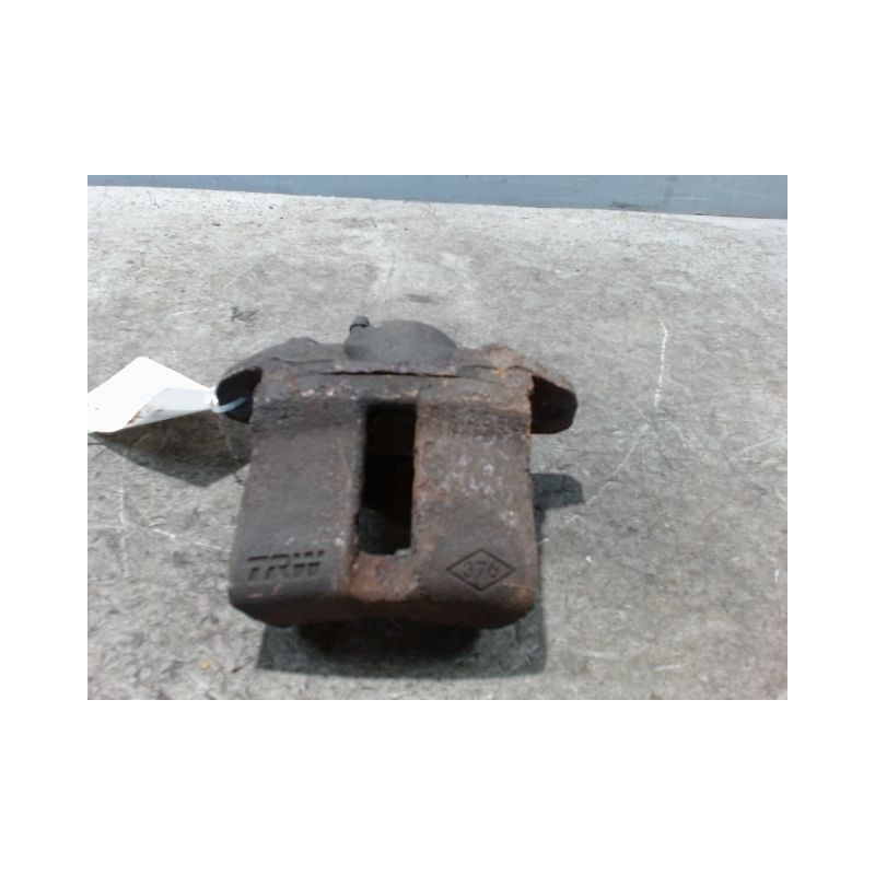 ETRIER DE FREIN AVANT DROIT RENAULT CLIO II PH.2 01-06