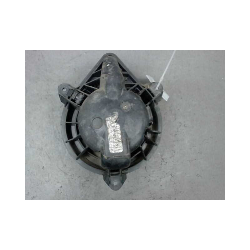MOTEUR VENTILATEUR CHAUFFAGE OPEL VIVARO C1 F2700 4P