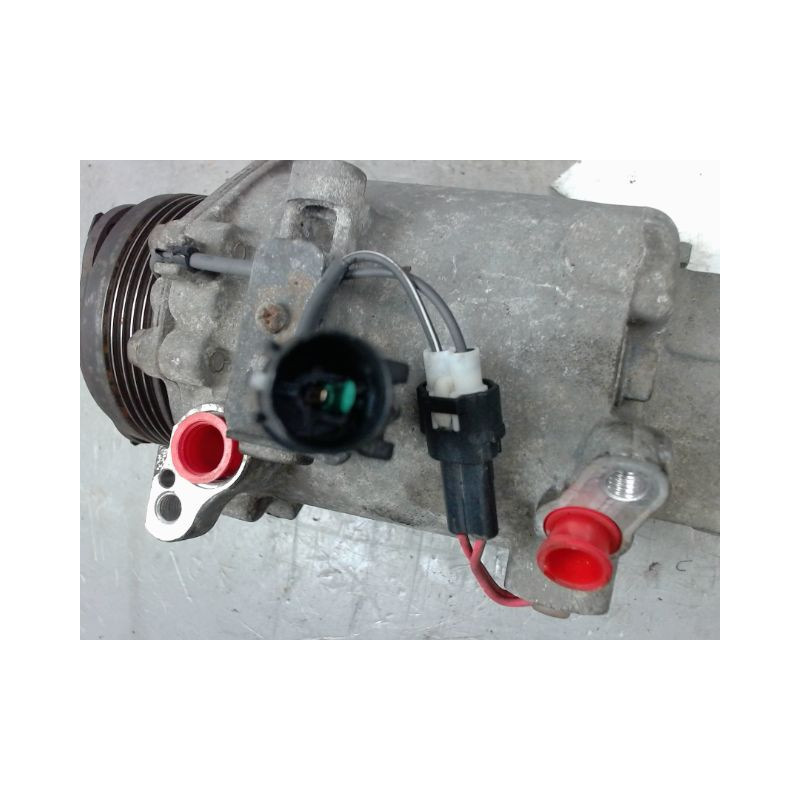 COMPRESSEUR AIR CONDITIONNE MITSUBISHI COLT