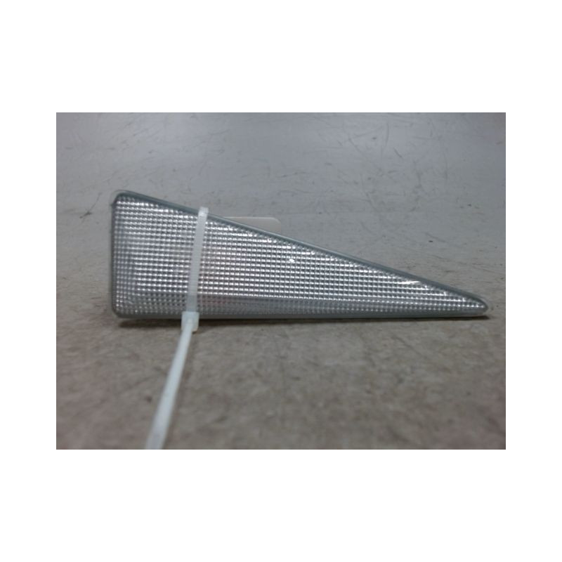 REPETITEUR AILE GAUCHE RENAULT SCENIC II PH.2 06-09