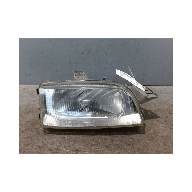 PHARE DROIT FIAT PUNTO -99