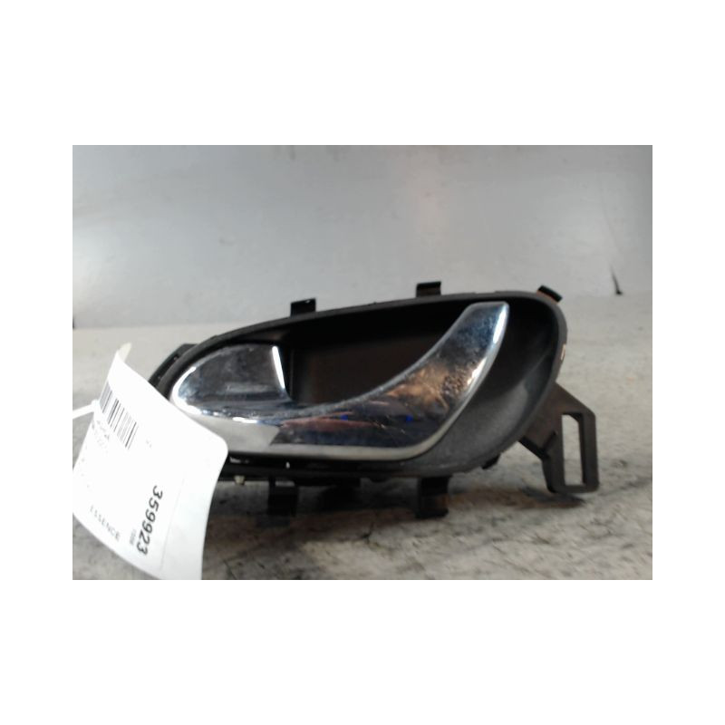 POIGNEE INTERIEURE PORTE AVANT GAUCHE NISSAN QHASQAI 2007-