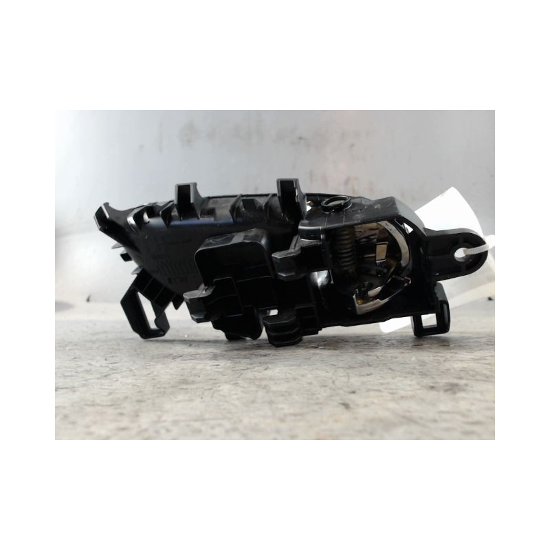 POIGNEE INTERIEURE PORTE AVANT GAUCHE NISSAN QHASQAI 2007-
