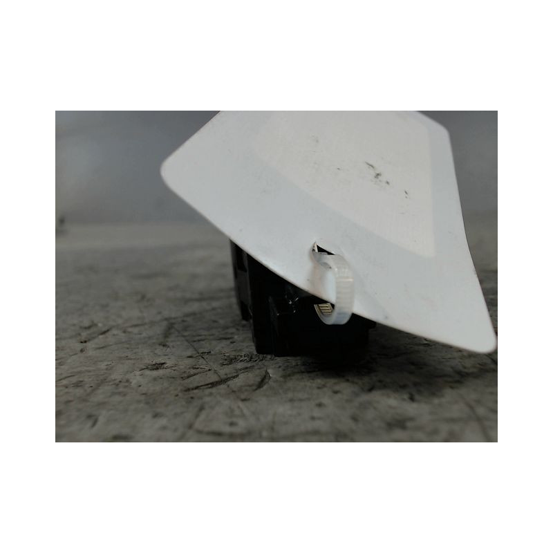 BOUTON DE WARNING NISSAN QHASQAI 2007-
