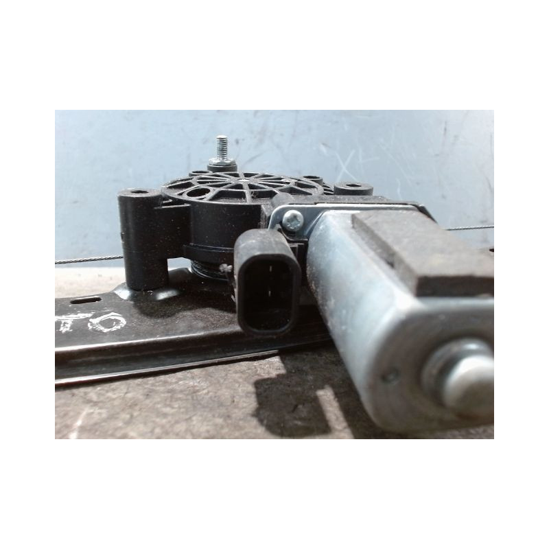 MECANISME+MOTEUR LEVE-GLACE AVANT GAUCHE FIAT PUNTO 2003-
