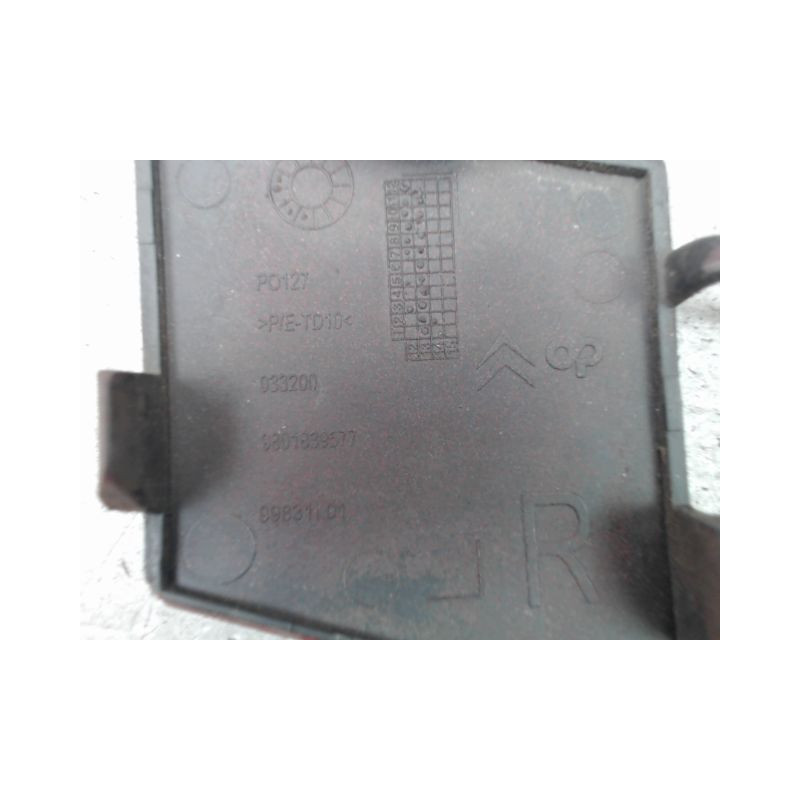 OBTURATEUR COUVRE CROCHET DE BOUCLIER AV CITROEN C3 PICASSO MONOSP. Phase 2 2012-...