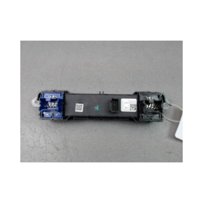BOUTON DE WARNING DACIA SPRING