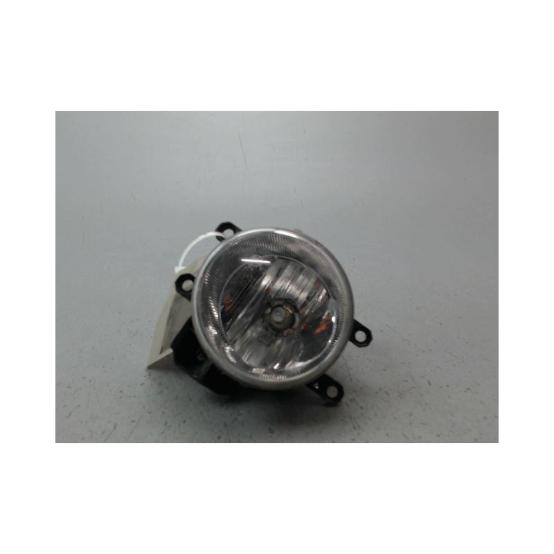 PHARE ANTIBROUILLARD AVANT GAUCHE TOYOTA RAV4 2003-