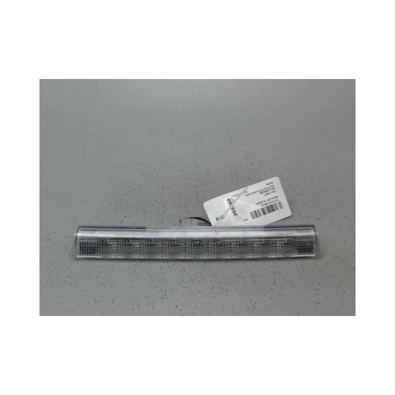 FEUX STOP SUPPLEMENTAIRE TOYOTA RAV4 2003-