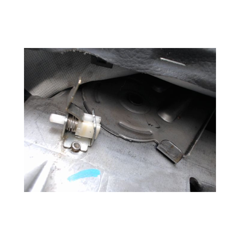 LEVIER FREIN A MAIN RENAULT TRAFIC