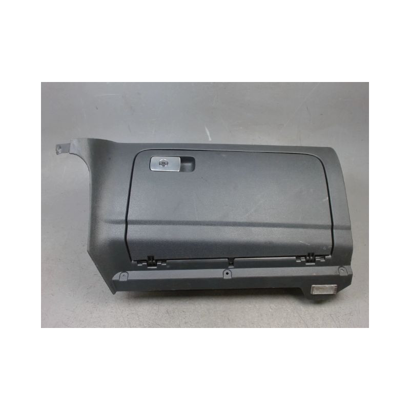BOITE A GANTS VOLKSWAGEN GOLF V 2003-2009
