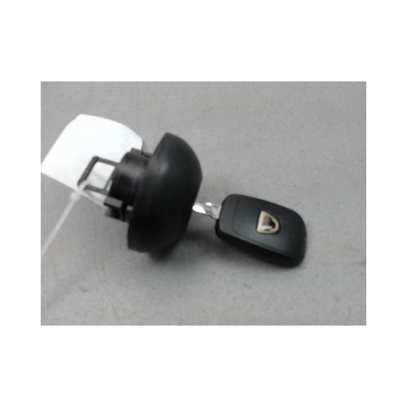 BOUCHON RESERVOIR A CARBURANT DACIA SANDERO II Phase 1 2012-...