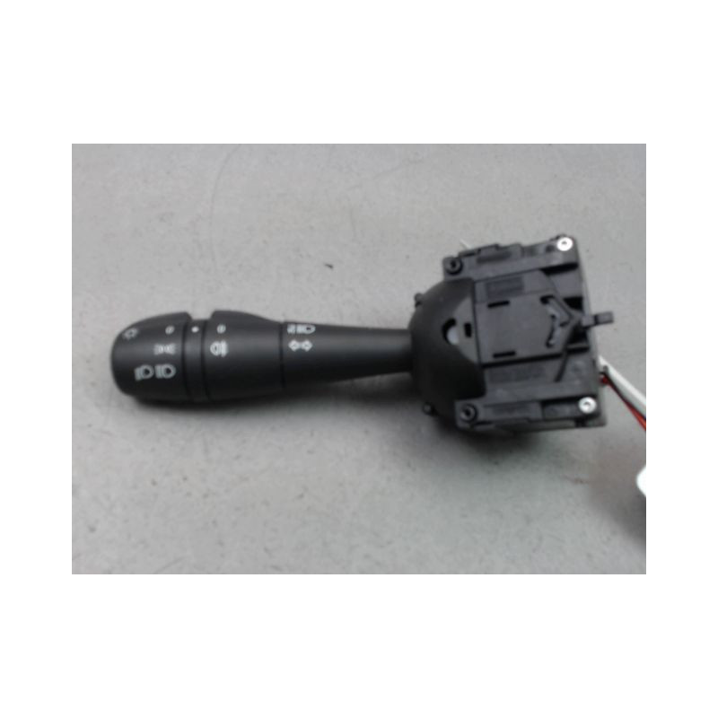 COMMANDE ECLAIRAGE DACIA SANDERO II Phase 1 2012-...