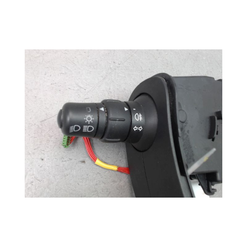 COMMANDE ECLAIRAGE RENAULT KANGOO EXPRESS II Phase 2 2013-...
