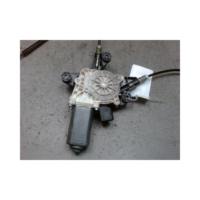 MECANISME+MOTEUR LEVE-GLACE AVANT GAUCHE MERCEDES VIANO LONG