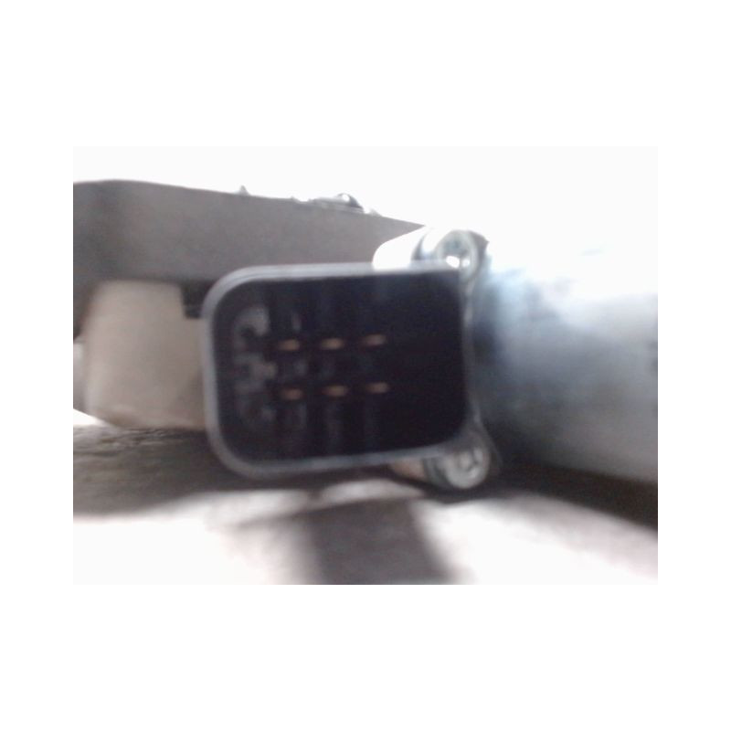 MECANISME+MOTEUR LEVE-GLACE AVANT GAUCHE MERCEDES VIANO LONG