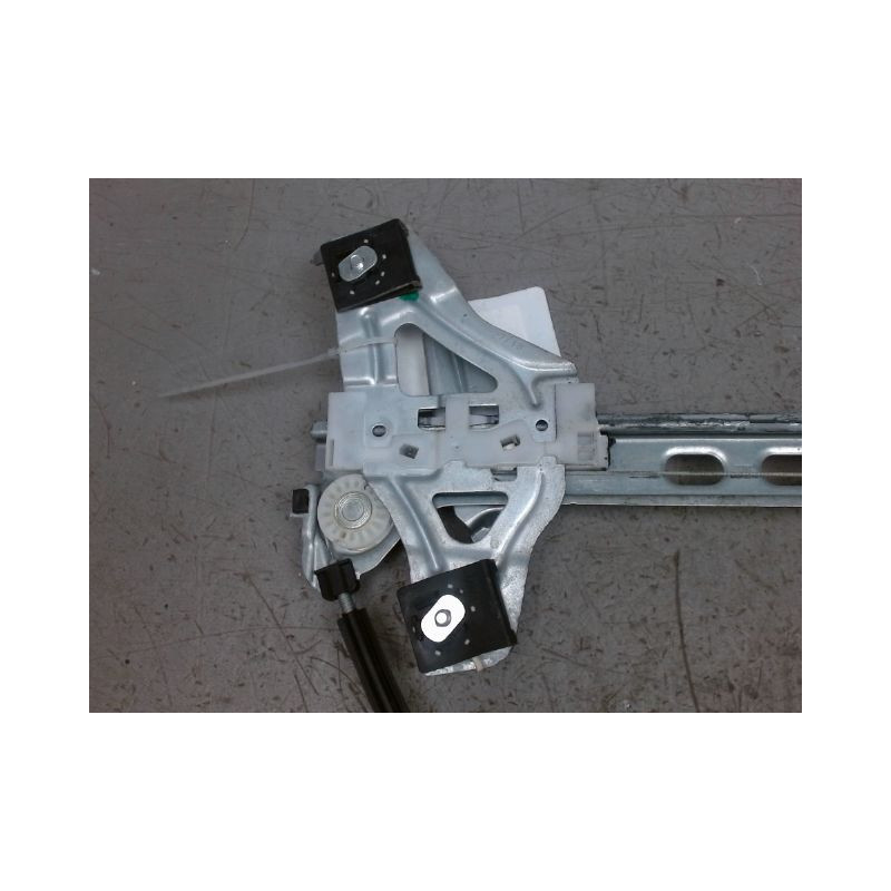 MECANISME+MOTEUR LEVE-GLACE AVANT GAUCHE CITROEN C1