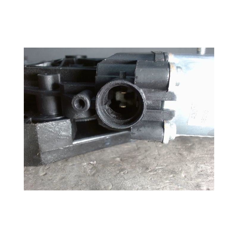 MECANISME+MOTEUR LEVE-GLACE AVANT GAUCHE CITROEN C1
