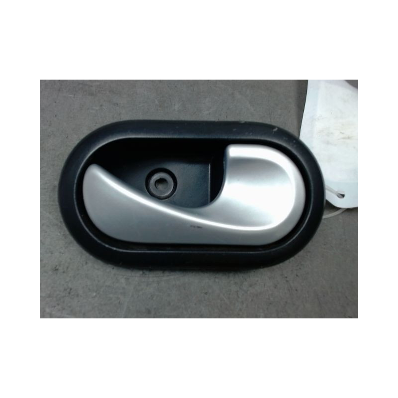 POIGNEE INTERIEURE PORTE ARRIERE DROIT DACIA SANDERO 2008-