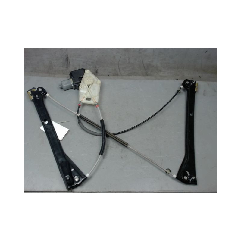 MECANISME+MOTEUR LEVE-GLACE AVANT DROIT VOLKSWAGEN POLO 2009-