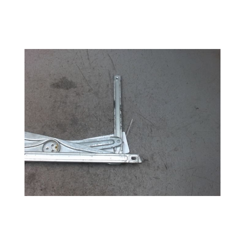 MECANISME+MOTEUR LEVE-GLACE AVANT DROIT TOYOTA VERSO