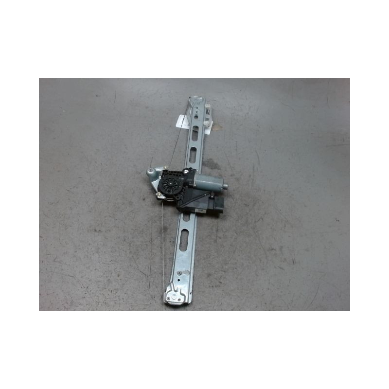 MECANISME+MOTEUR LEVE-GLACE AVANT DROIT MERCEDES CLASSE A 2001 -