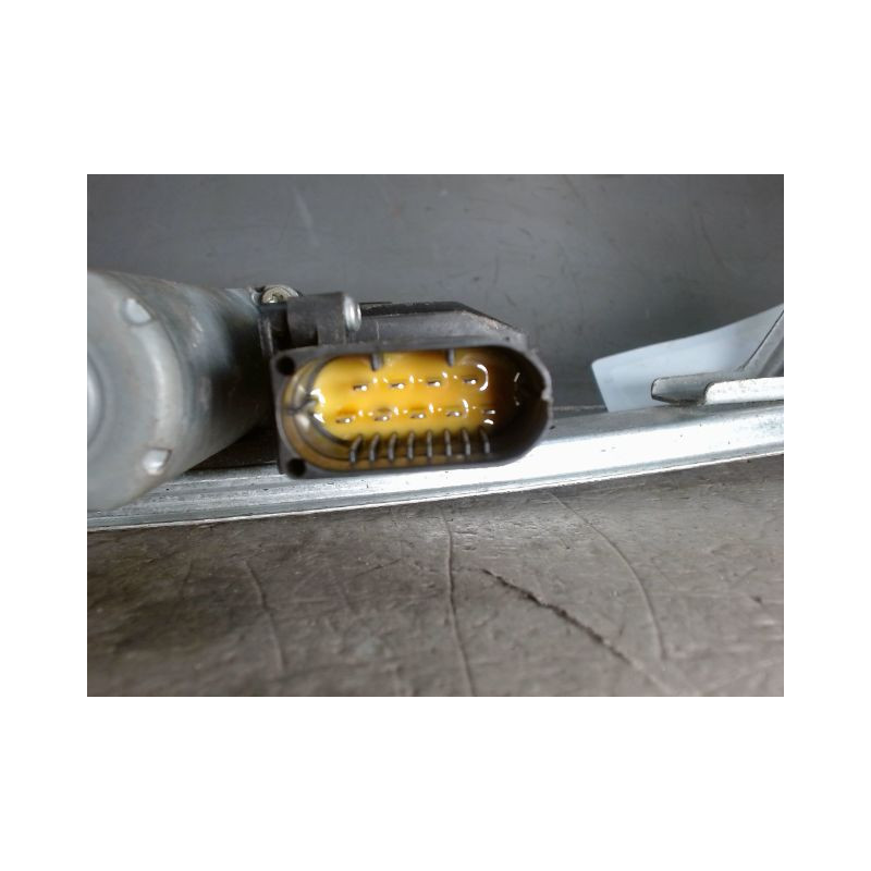 MECANISME+MOTEUR LEVE-GLACE ARRIERE GAUCHE MERCEDES CLASSE A 2001 -