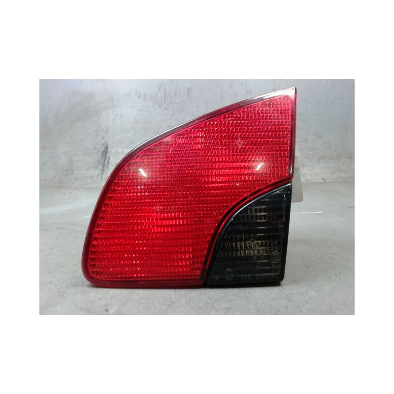 FEU ARRIERE INTERIEUR DROIT PEUGEOT 406 BREAK 99-04
