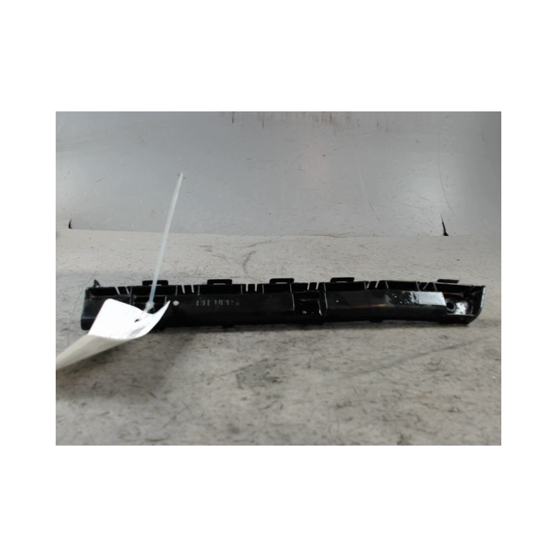 SUPPORT PARE-CHOC ARD NISSAN QHASQAI 2007-